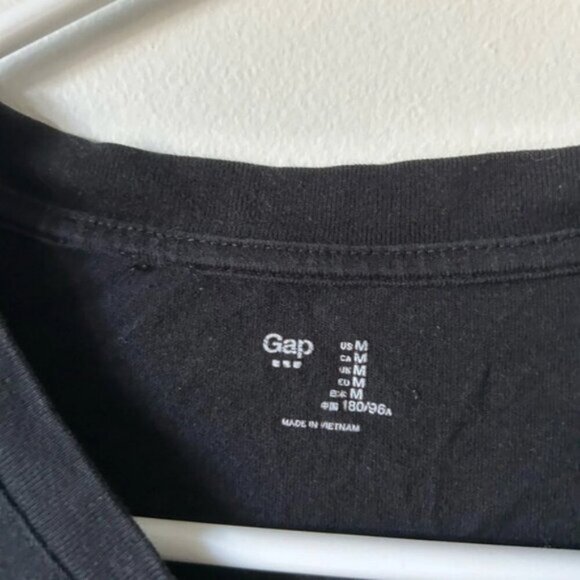 Gap Men’s Black T Shirt - Picture 3 of 3